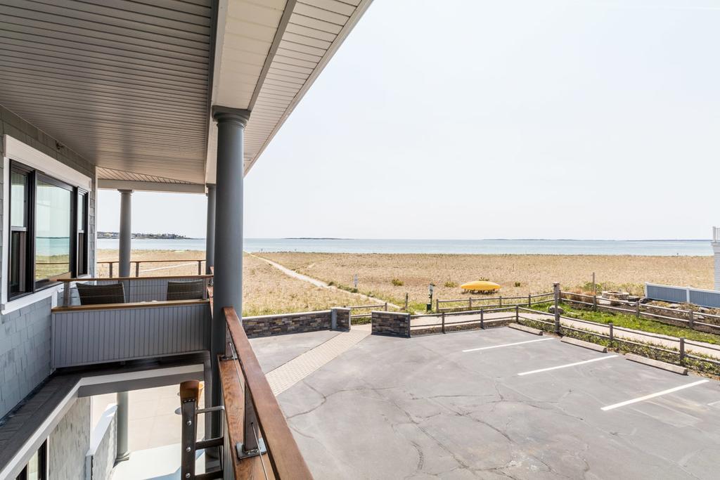 Lighthouse Suites At Pine Point Scarborough Exteriér fotografie