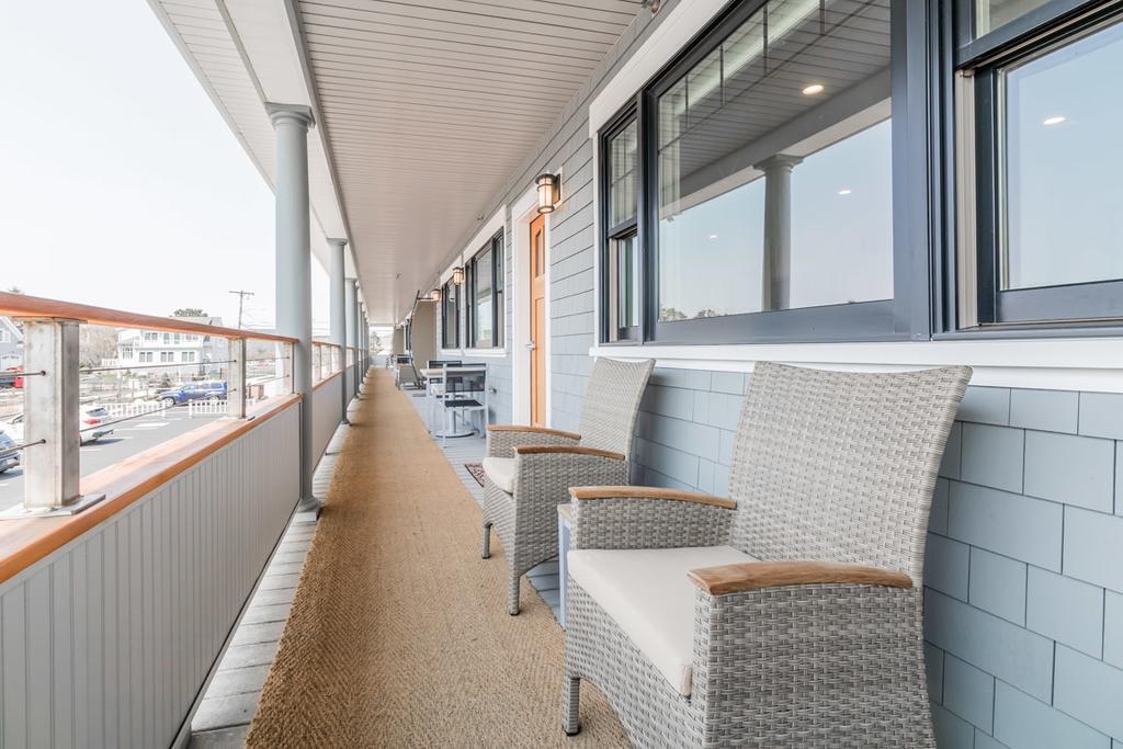 Lighthouse Suites At Pine Point Scarborough Exteriér fotografie